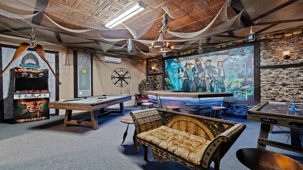 Spielezimmer