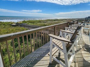Sundeck 2023