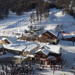 Snow and ski sports