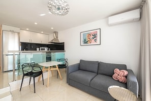 Living room (3)