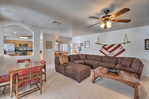 Living Room & Dining Area | 4-Person Dining Table | Central A/C