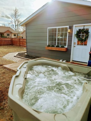 Bain à remous extérieur