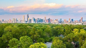 Fantastic location in highly sought after Zilker Park.  Ten minutes to downtown.