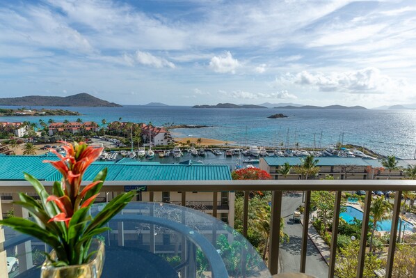 BREAKFAST WITH A VIEW