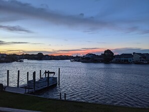 Come enjoy incredible sunrises, sunsets, and stargazing with your family :)