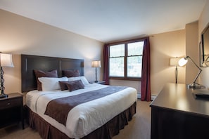 Flooring, Bedroom, Indoors, Room, Furniture