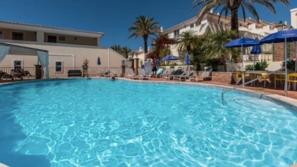 Shared Swimming pool