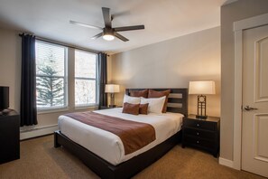 Ceiling Fan, Indoors, Flooring, Bedroom, Room