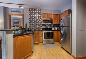 Room, Indoors, Flooring, Kitchen, Hardwood