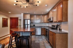 Room, Indoors, Furniture, Kitchen Island, Kitchen