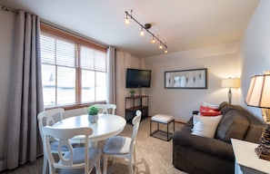Living Room, Room, Indoors, Chair, Furniture