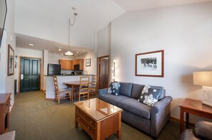 Furniture, Indoors, Living Room, Couch, Table