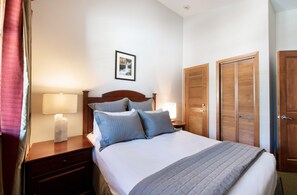 Cushion, Home Decor, Indoors, Lamp, Bed