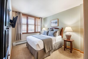 Indoors, Home Decor, Lamp, Cushion, Painting
