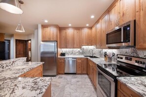 Indoors, Microwave, Oven, Kitchen, Refrigerator
