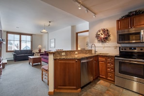 Flooring, Room, Indoors, Floor, Hardwood