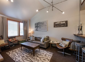 Living Room, Room, Indoors, Flooring, Furniture