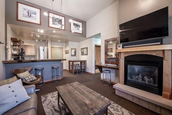 Fireplace, Indoors, Flooring, Living Room, Room