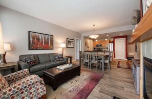 Furniture, Living Room, Room, Indoors, Flooring
