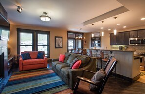 Living Room, Room, Indoors, Couch, Furniture