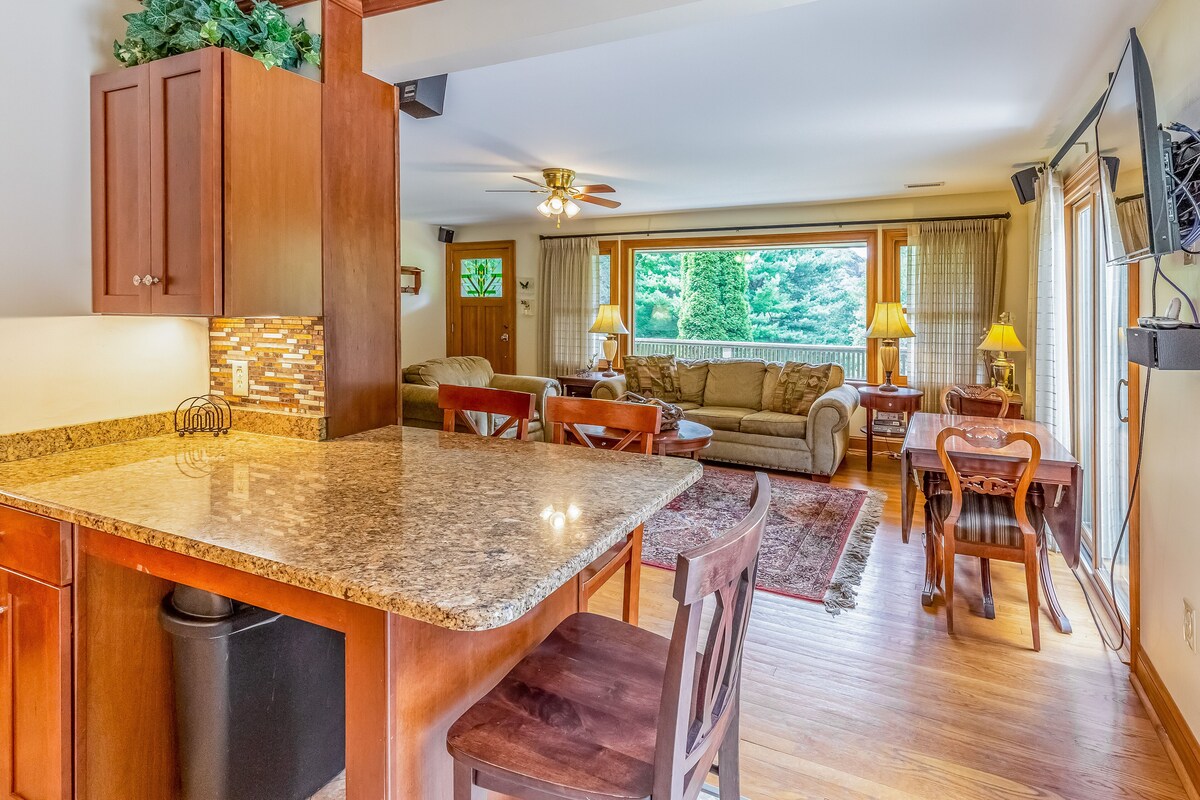 Secluded Dog-Friendly Home w/Spacious Deck, Gas Grill, Gas Fireplace, Fast WiFi