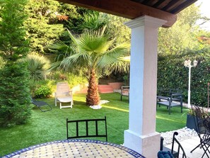  Le jardin ombragé