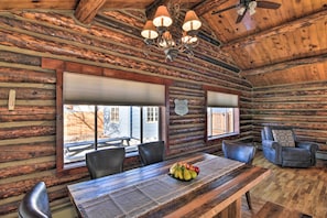Dining Area | Dishware & Flatware Provided
