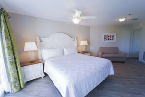 Unit with 1 Queen bed