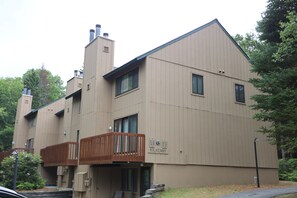 Windsor Hill Condominium in Waterville Valley