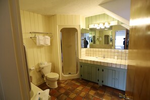 Master Bath with Whirlpool Tub in Condo at Waterville Valley