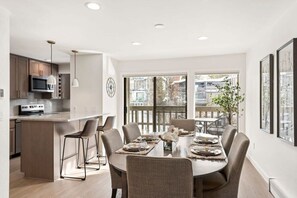 Dining room / bar area view