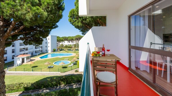 Turn imagination into reality and enjoy a glass of good wine, a book, a fantastic meal, or just the fresh Algarve air on this cozy balcony #summer #pool #garden #algarve