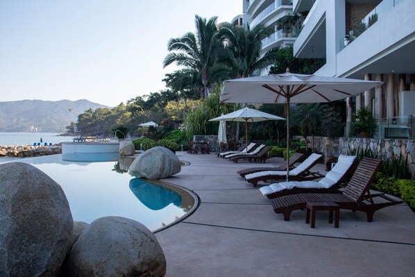 Ocean Front Common Pool 