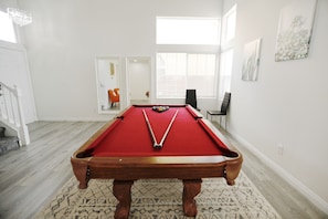 Pool table