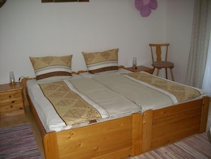 Ferienwohnung für 2 Personen mit Balkon, 32 qm, 1 Schlafzimmer-Schlafzimmer