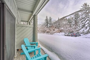 Patio | Ski-In/Ski-Out