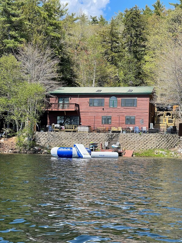 5/14/22 People swimming and boating 85 and sunny, what a day!
