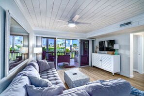 The comfy living room with full AC and a flatscreen TV
