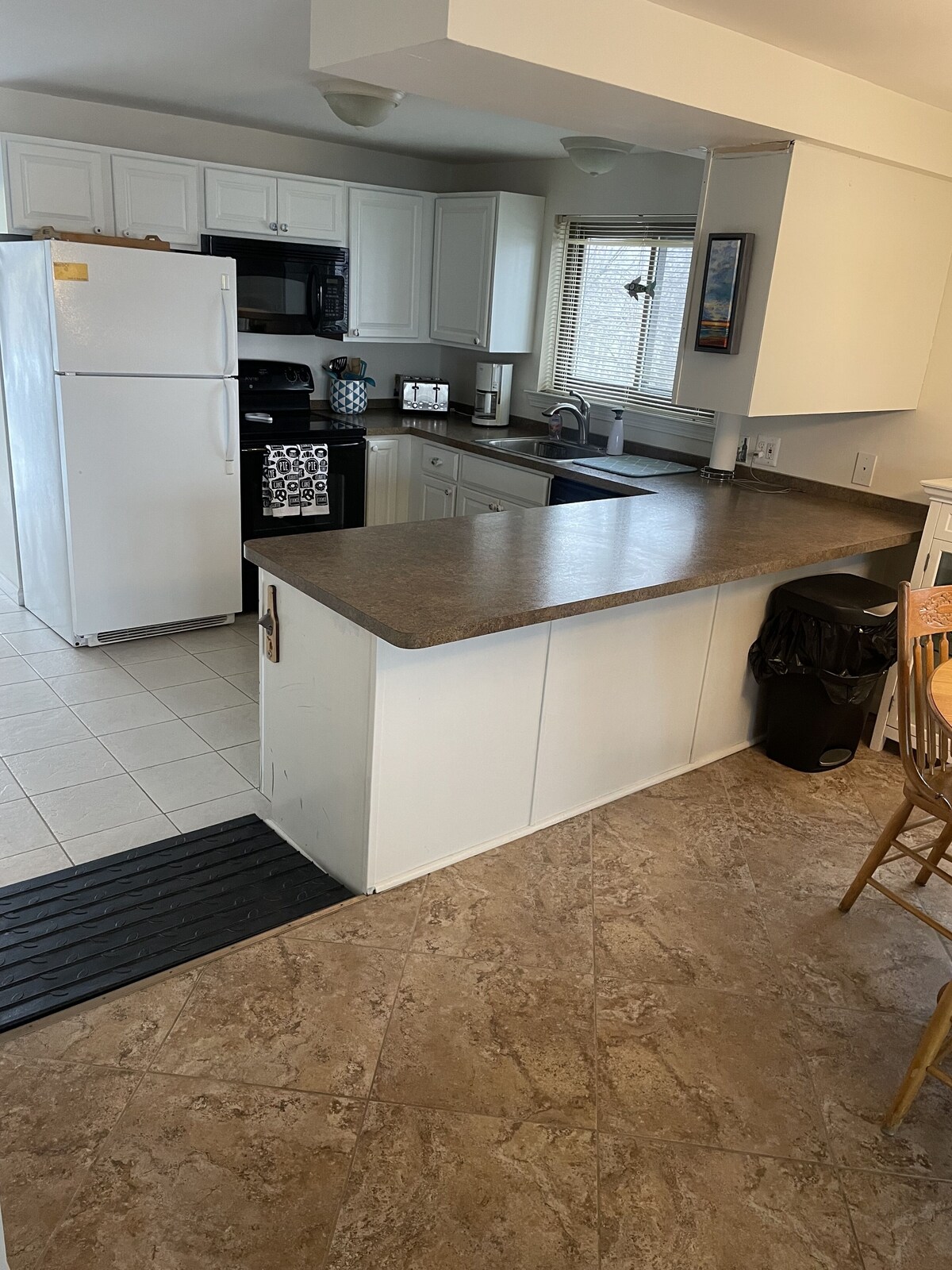 2 BR Cottage on all sports lake 10 minutes from downtown Ann Arbor