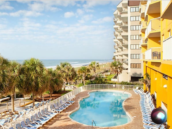 POOL DECK
