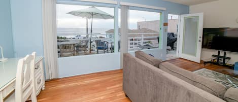 Full ocean view living room