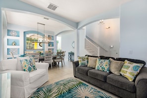 front sitting room and dining area