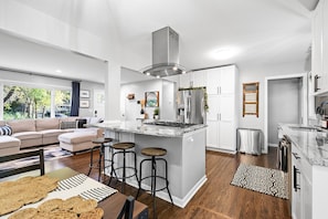 Kitchen and dining area.