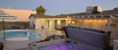 Large yard, pool,  Jacuzzi, Casita, free WiFi and Cable throughout the property.