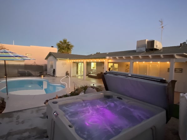 Large yard, pool,  Jacuzzi, Casita, free WiFi and Cable throughout the property.