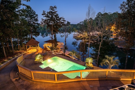 Lake & Pool View