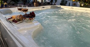 Hot tub!