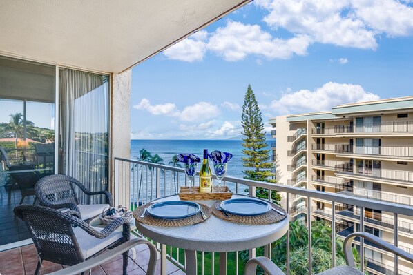 Royal Kahana 701 ocean view lanai 1