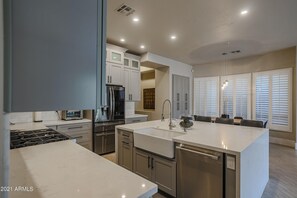 Kitchen + Farmhouse Sink. 