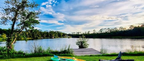 Peaceful & Relaxing, Situated Directly on a Quiet Basin the Blackwater River